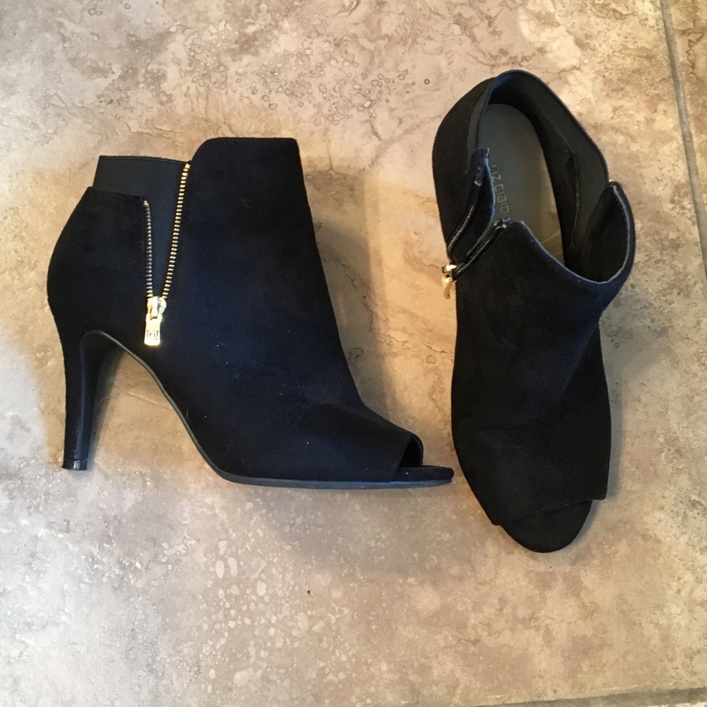 Black open-toe heels